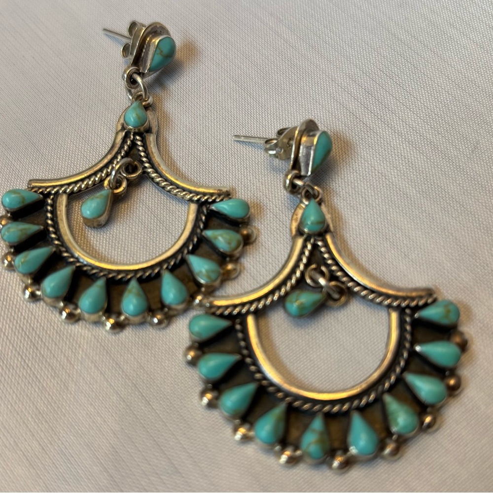 Graceful fan Turquoise earrings